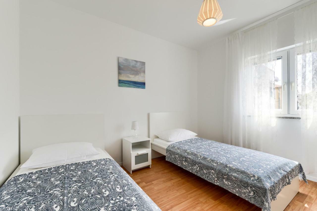 Lrs Apartment In The Center Of 자다르 외부 사진
